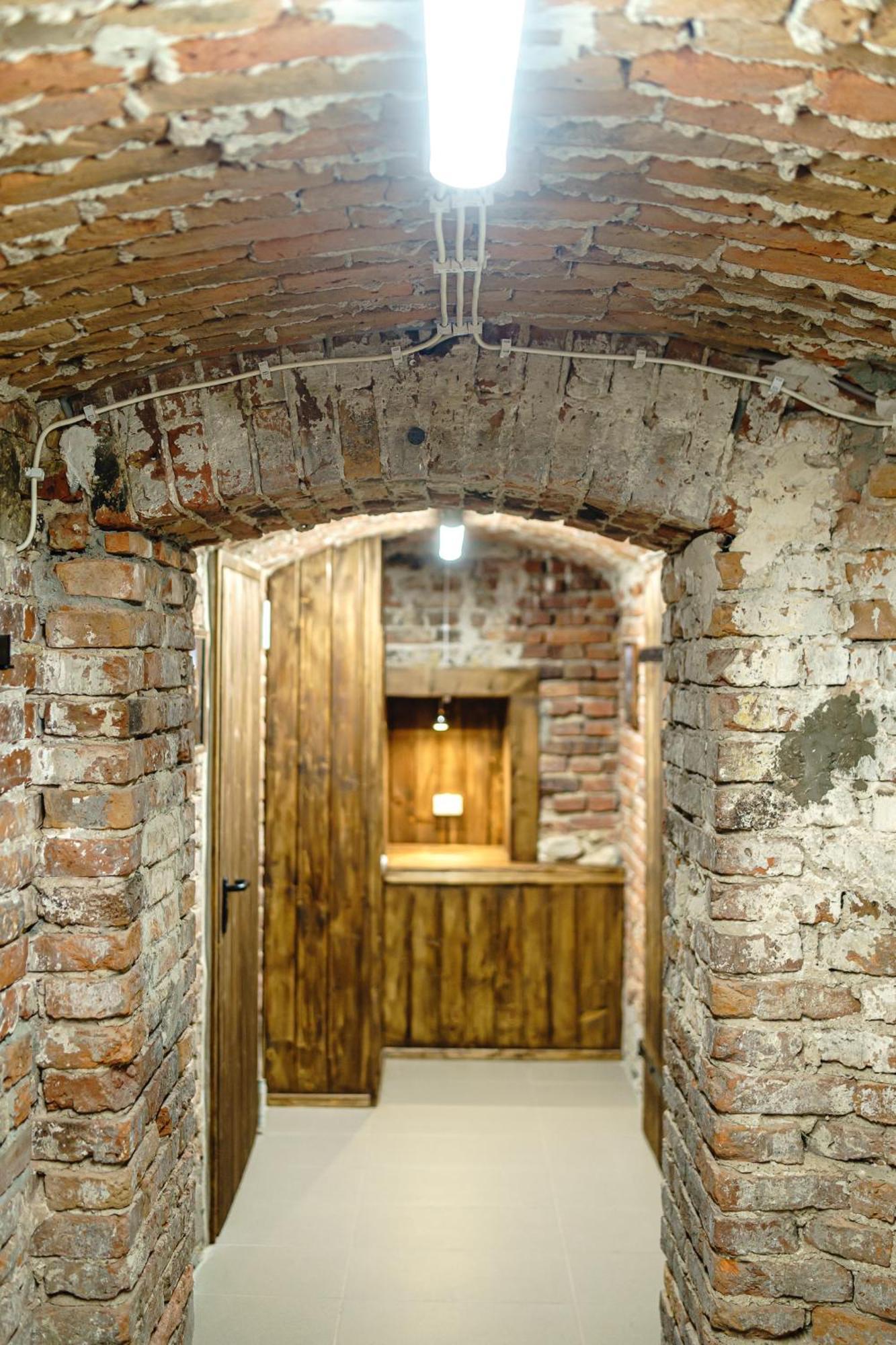 Old Town Ac Apartments Main Raiway Station Krakow Exterior photo