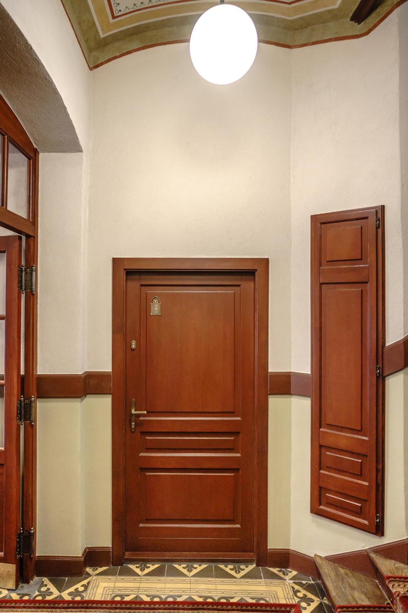 Old Town Ac Apartments Main Raiway Station Krakow Exterior photo